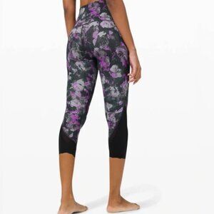 Lululemon Wunder Under Crop Leggings Floral Scalloped Hem Sz 2 Yoga Running